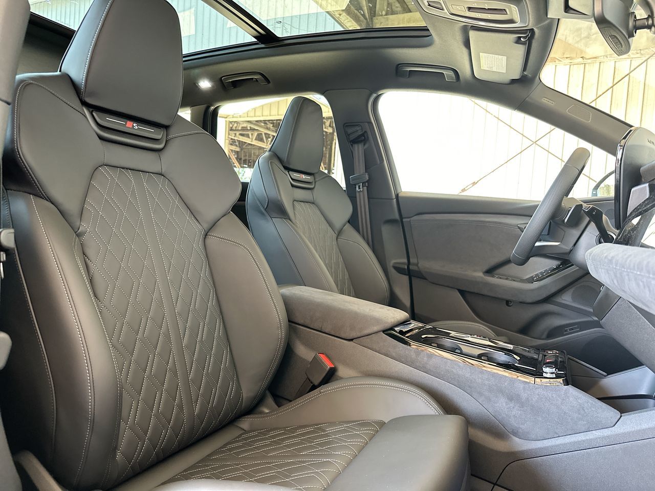 Audi SQ6 e-tron  2025 à Vancouver, Colombie-Britannique