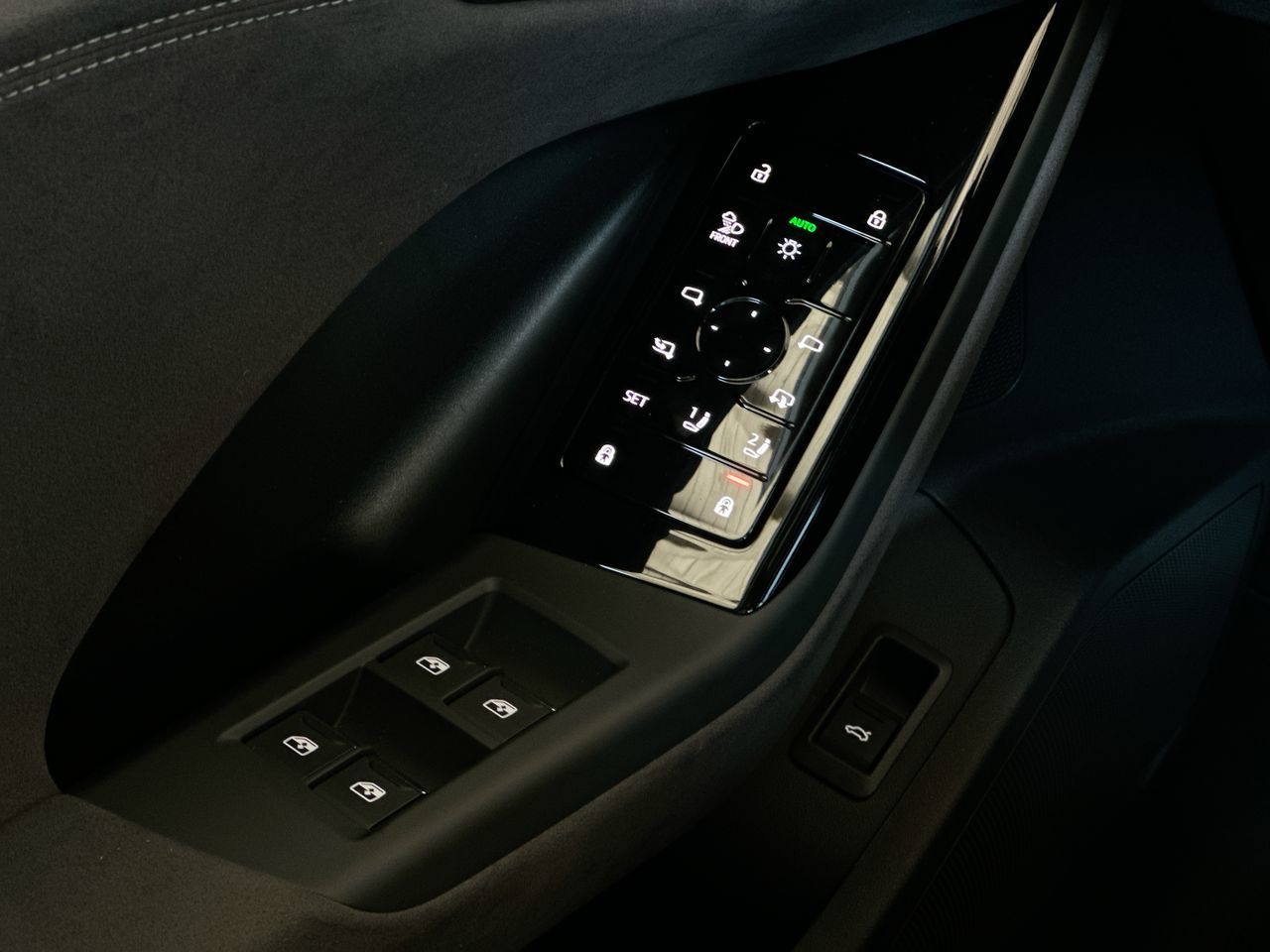 2025 Audi SQ6 e-tron in Vancouver, British Columbia