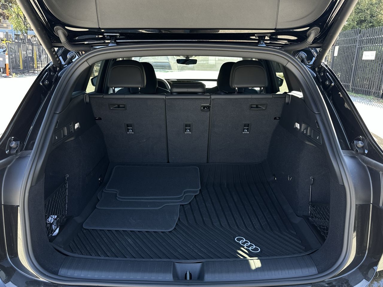 Audi SQ6 e-tron  2027 à Vancouver, Colombie-Britannique