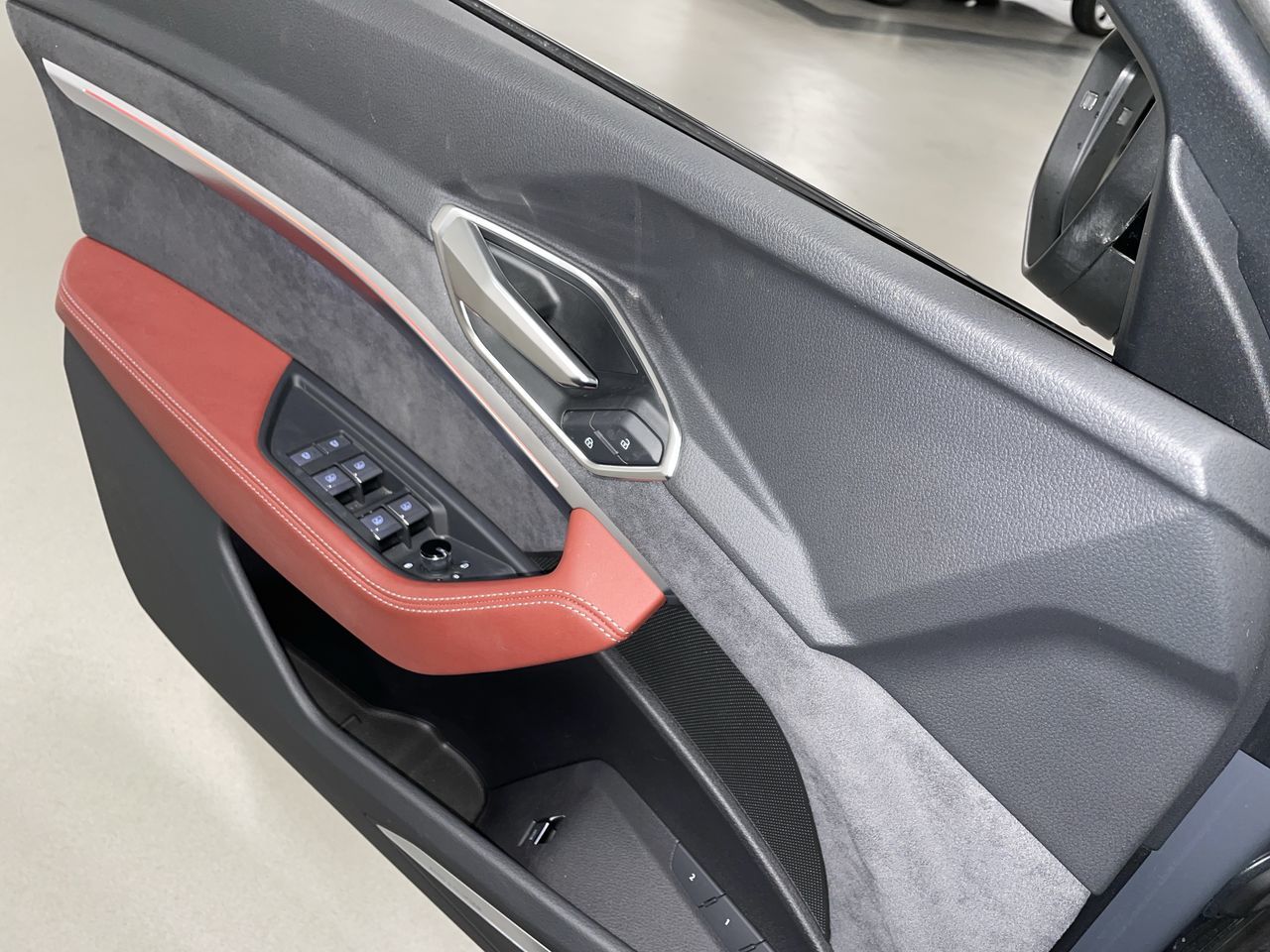 Audi SQ8 e-tron Sportback  2024 à Vancouver, Colombie-Britannique