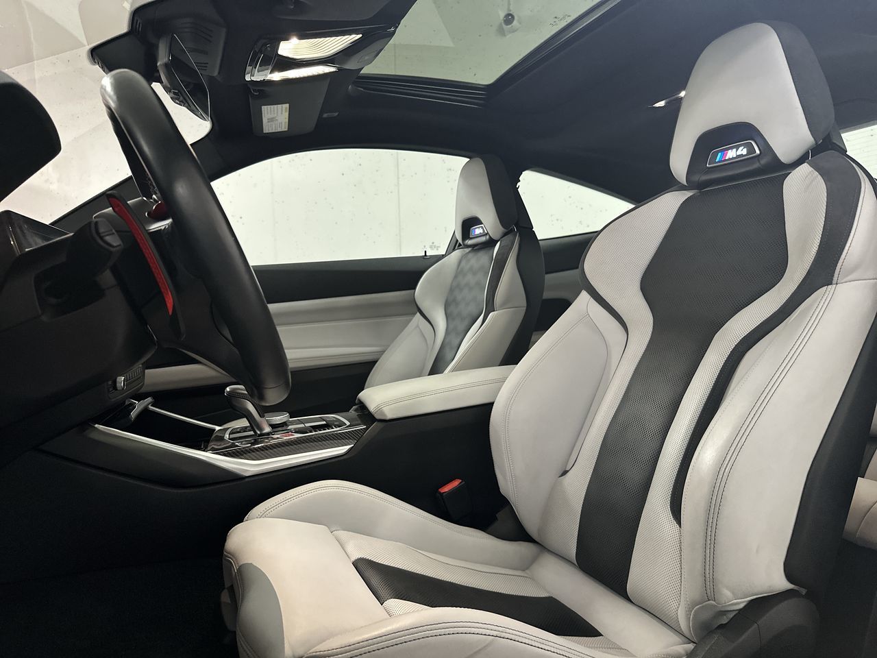 BMW M4  2022 à Vancouver, Colombie-Britannique