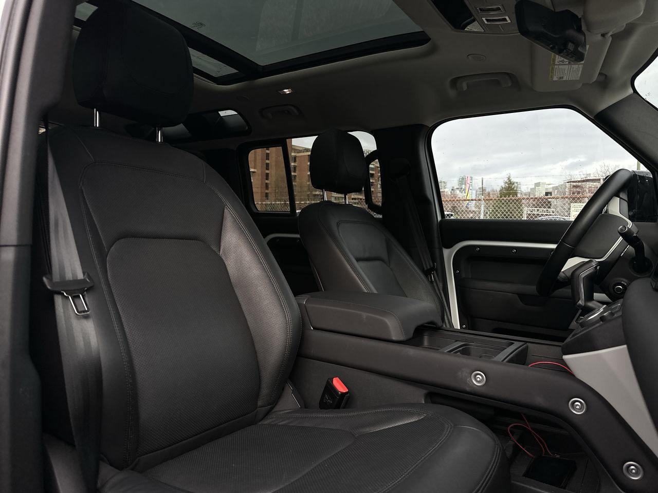 Land Rover Defender  2024 à Vancouver, Colombie-Britannique