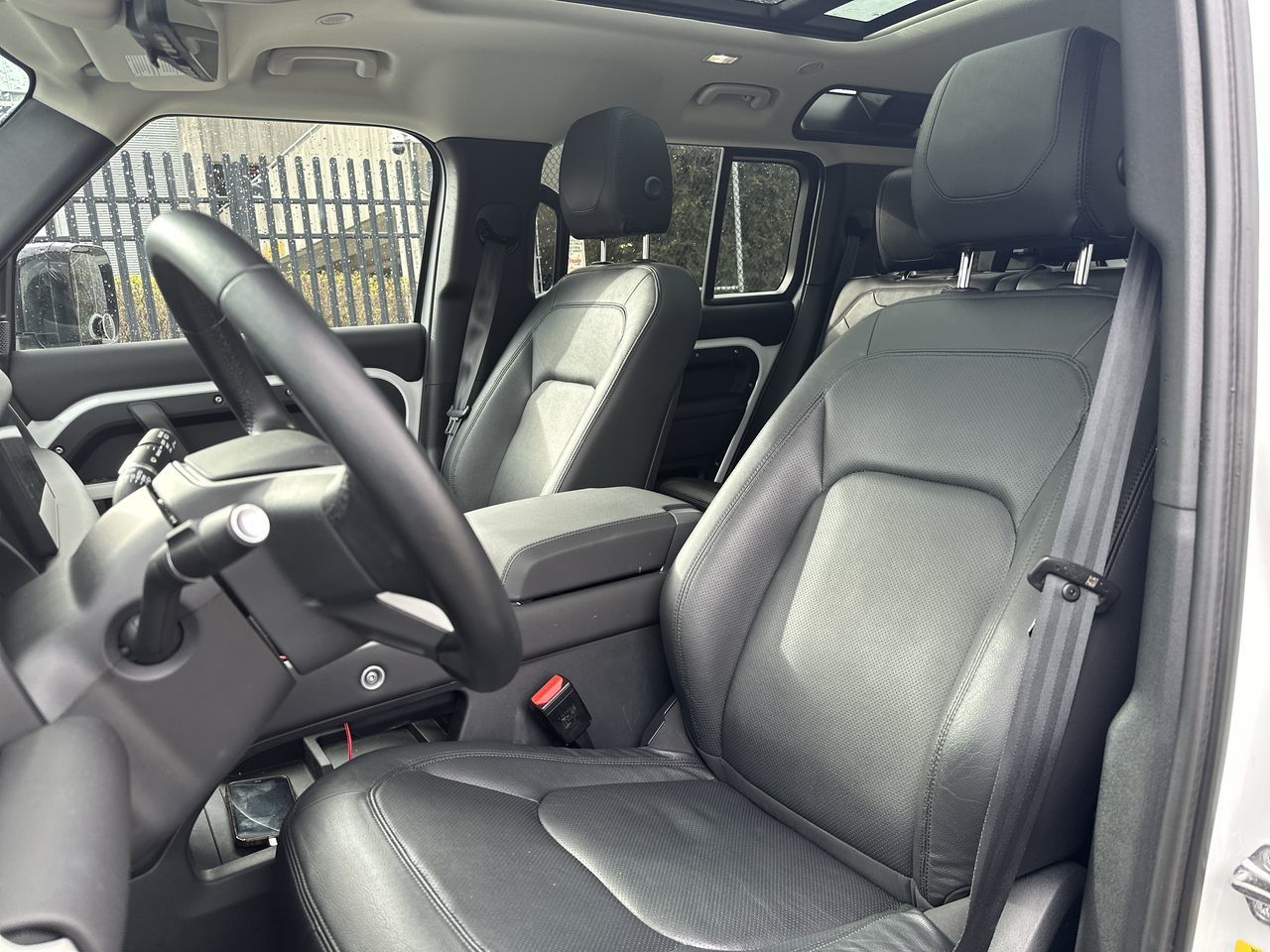 Land Rover Defender  2024 à Vancouver, Colombie-Britannique