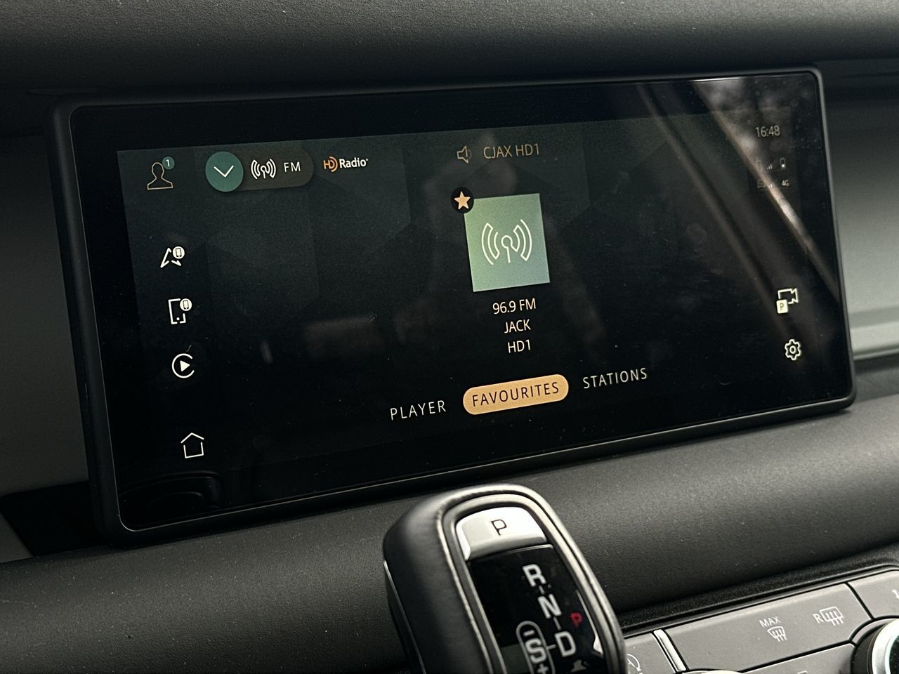 Land Rover Defender  2024 à Vancouver, Colombie-Britannique