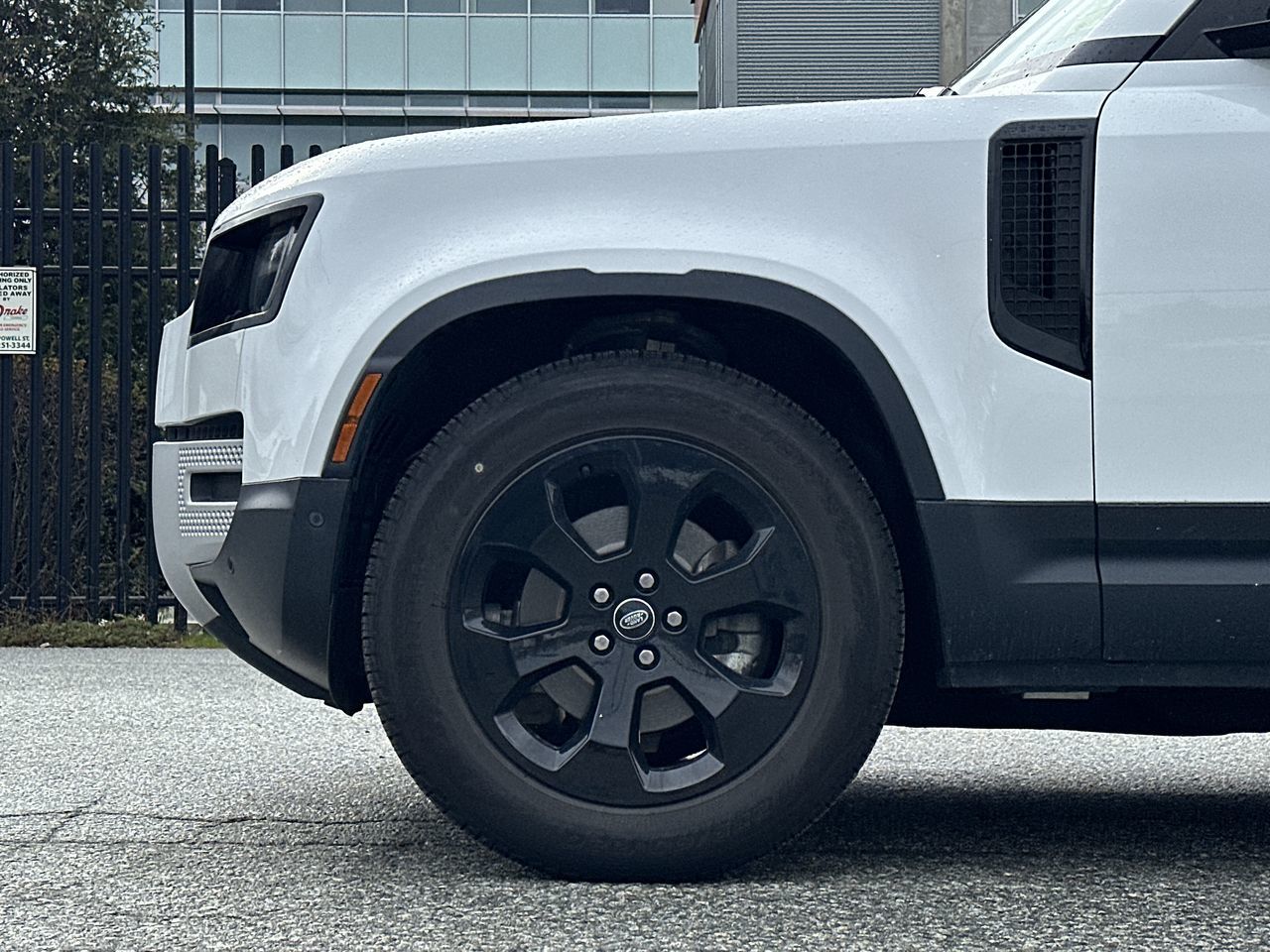 Land Rover Defender  2024 à Vancouver, Colombie-Britannique