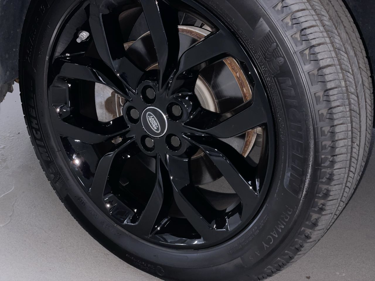 2016 Land Rover Discovery Sport in Vancouver, British Columbia