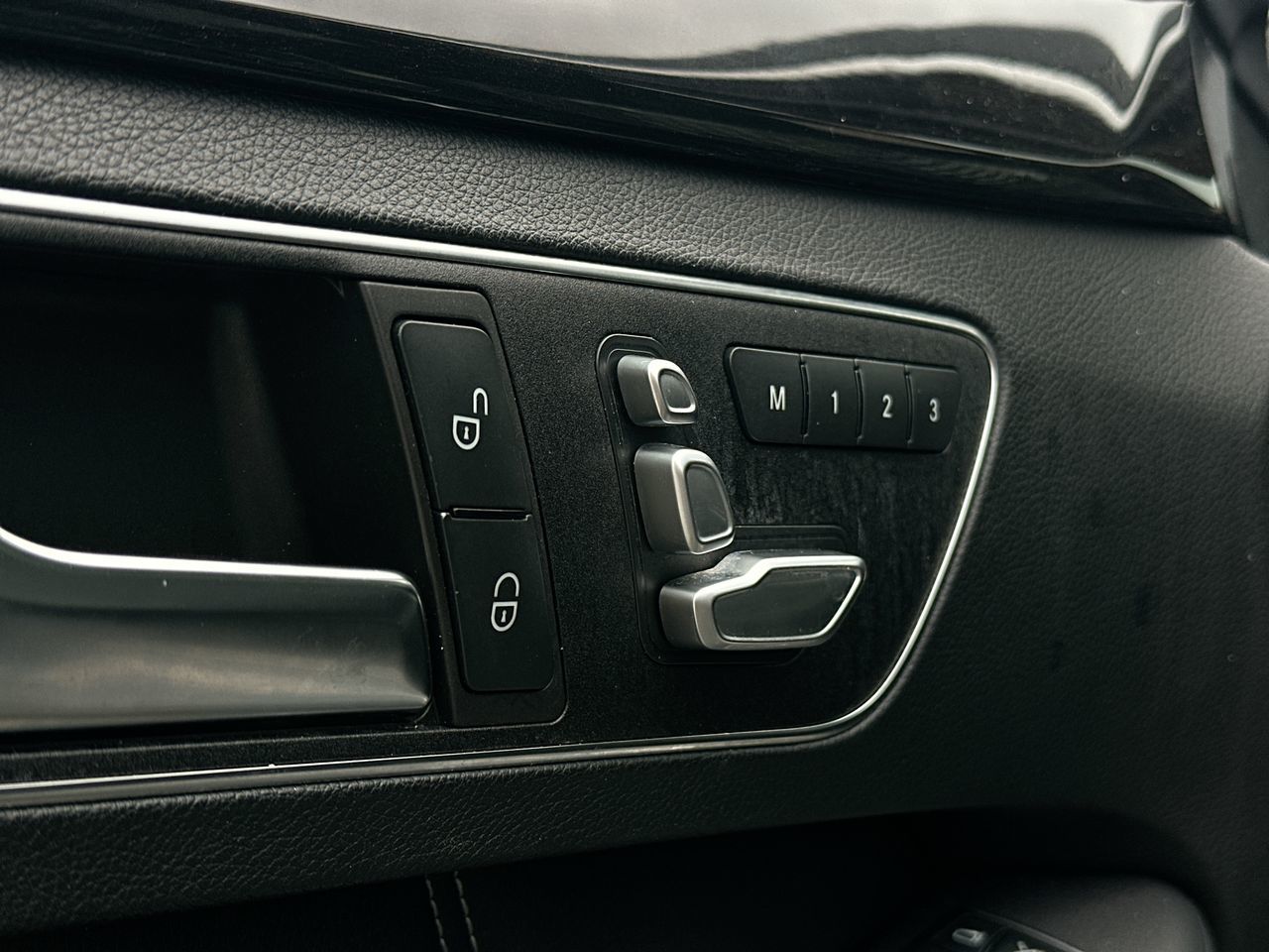 2016 Mercedes-Benz E400 in Vancouver, British Columbia
