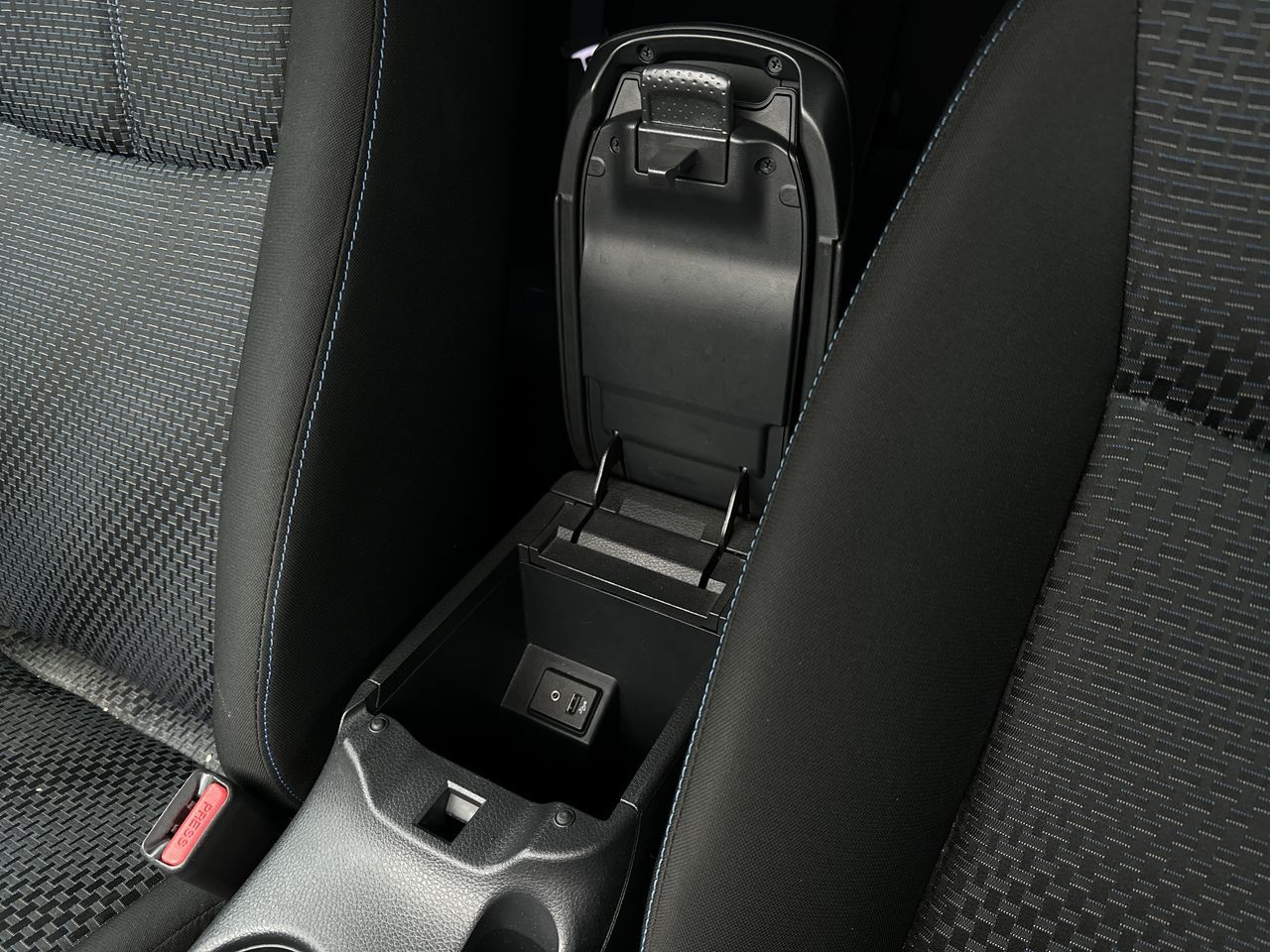 Nissan Sentra  2017 à Vancouver, Colombie-Britannique