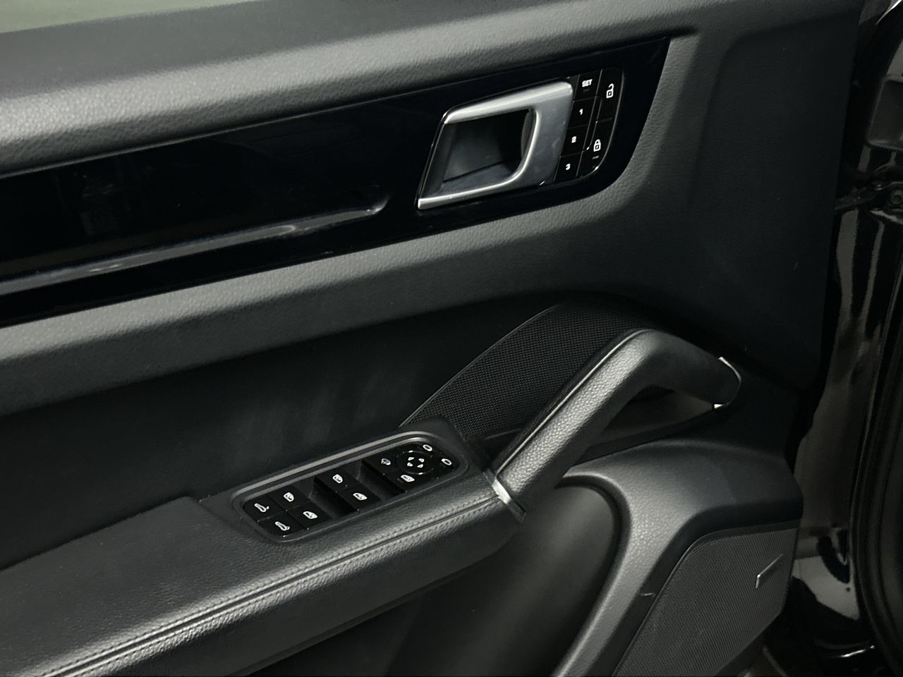 Porsche Cayenne  2019 à Vancouver, Colombie-Britannique