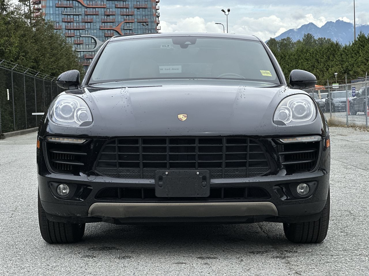 Porsche Macan  2017 à Vancouver, Colombie-Britannique