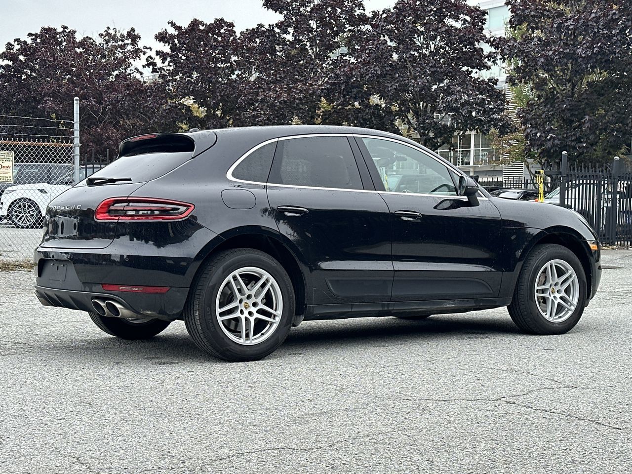 Porsche Macan  2017 à Vancouver, Colombie-Britannique