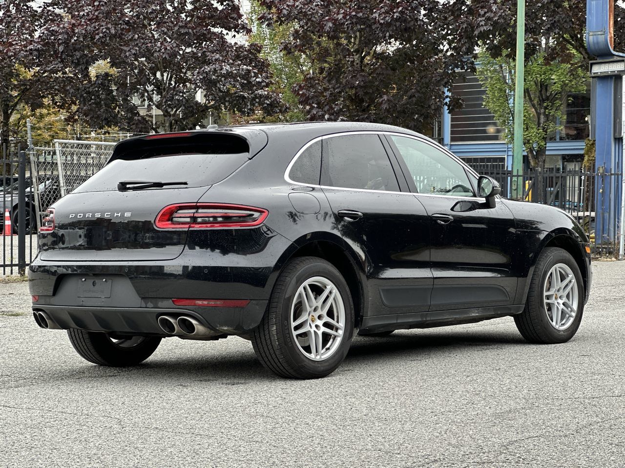 Porsche Macan  2017 à Vancouver, Colombie-Britannique