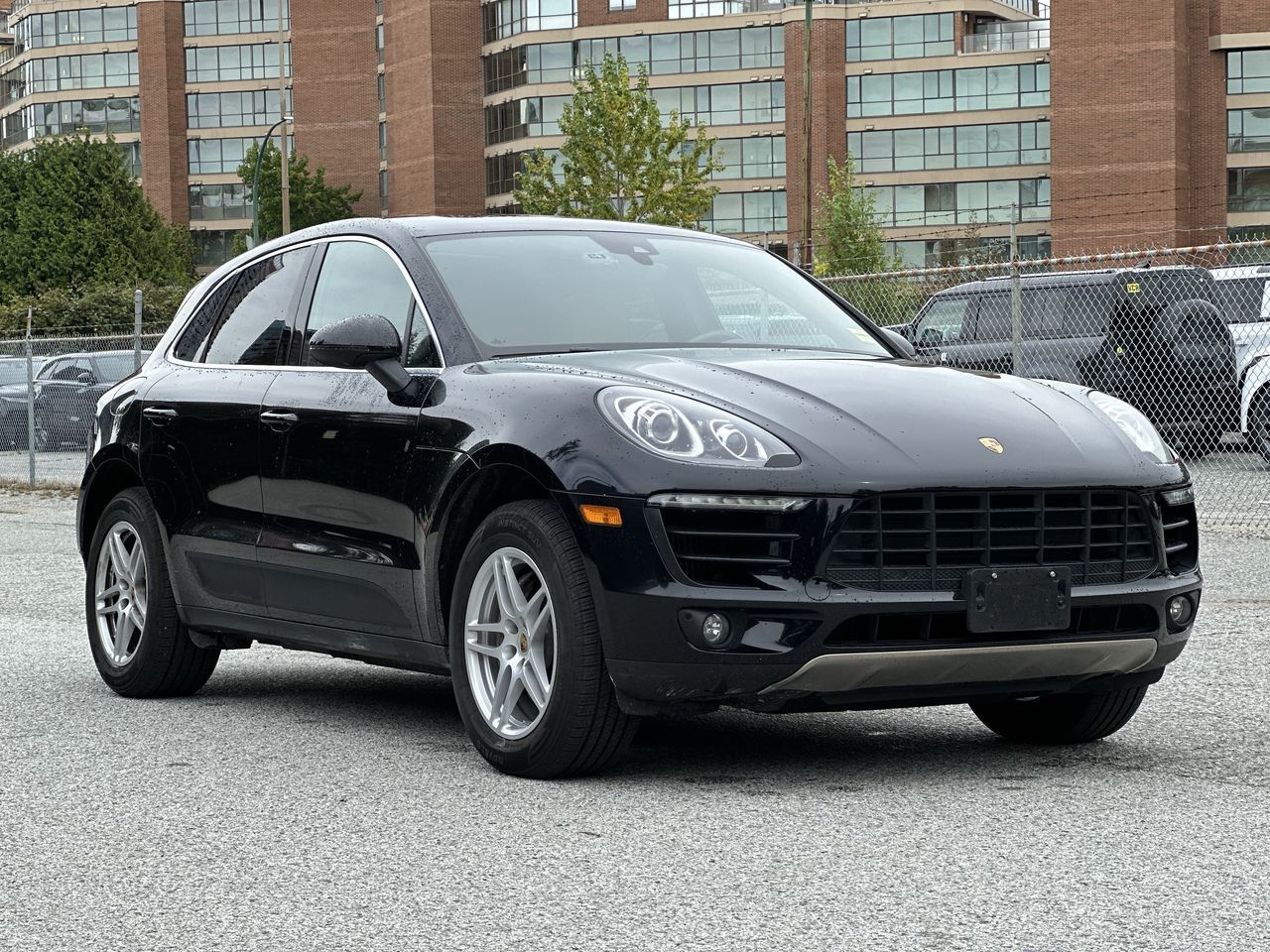 Porsche Macan  2017 à Vancouver, Colombie-Britannique
