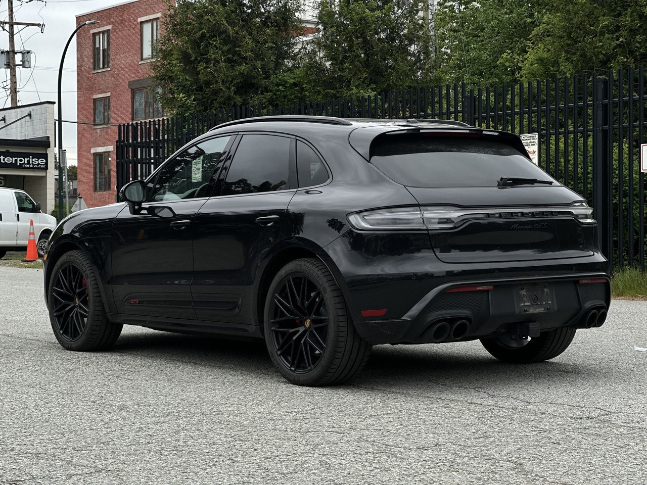 2022 Porsche Macan in Vancouver, British Columbia