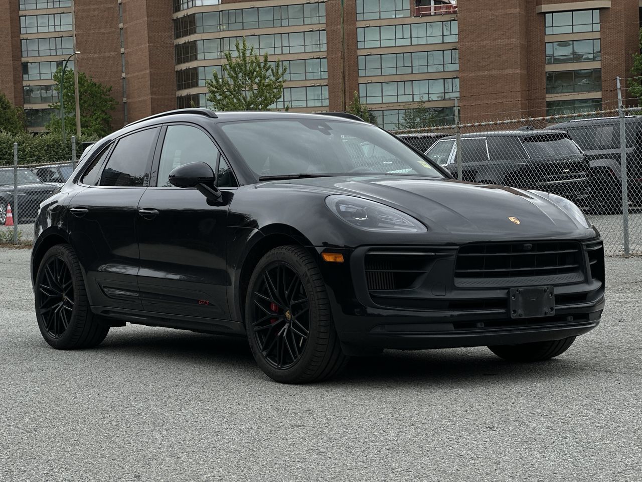 2022 Porsche Macan in Vancouver, British Columbia