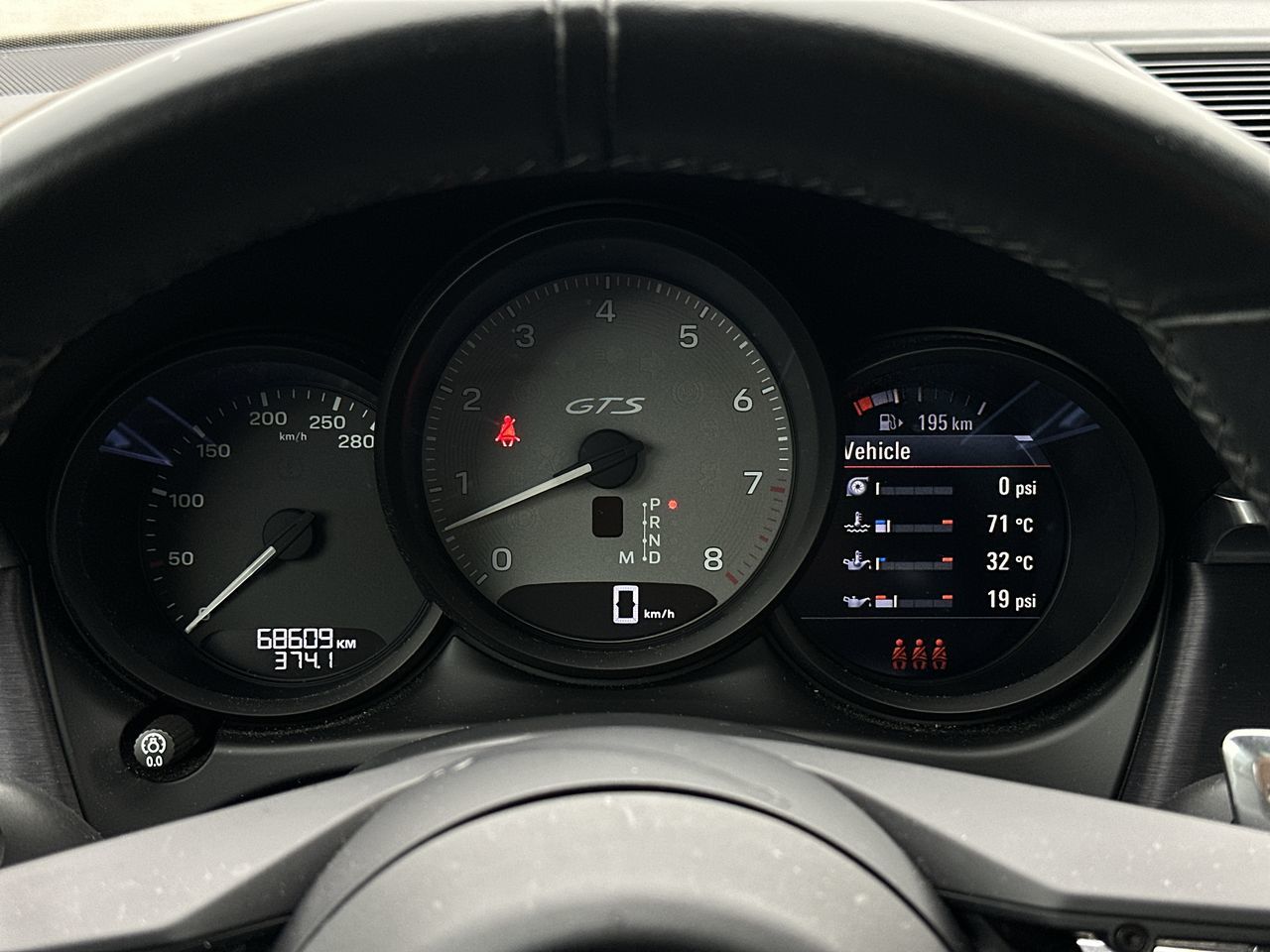 2022 Porsche Macan in Vancouver, British Columbia