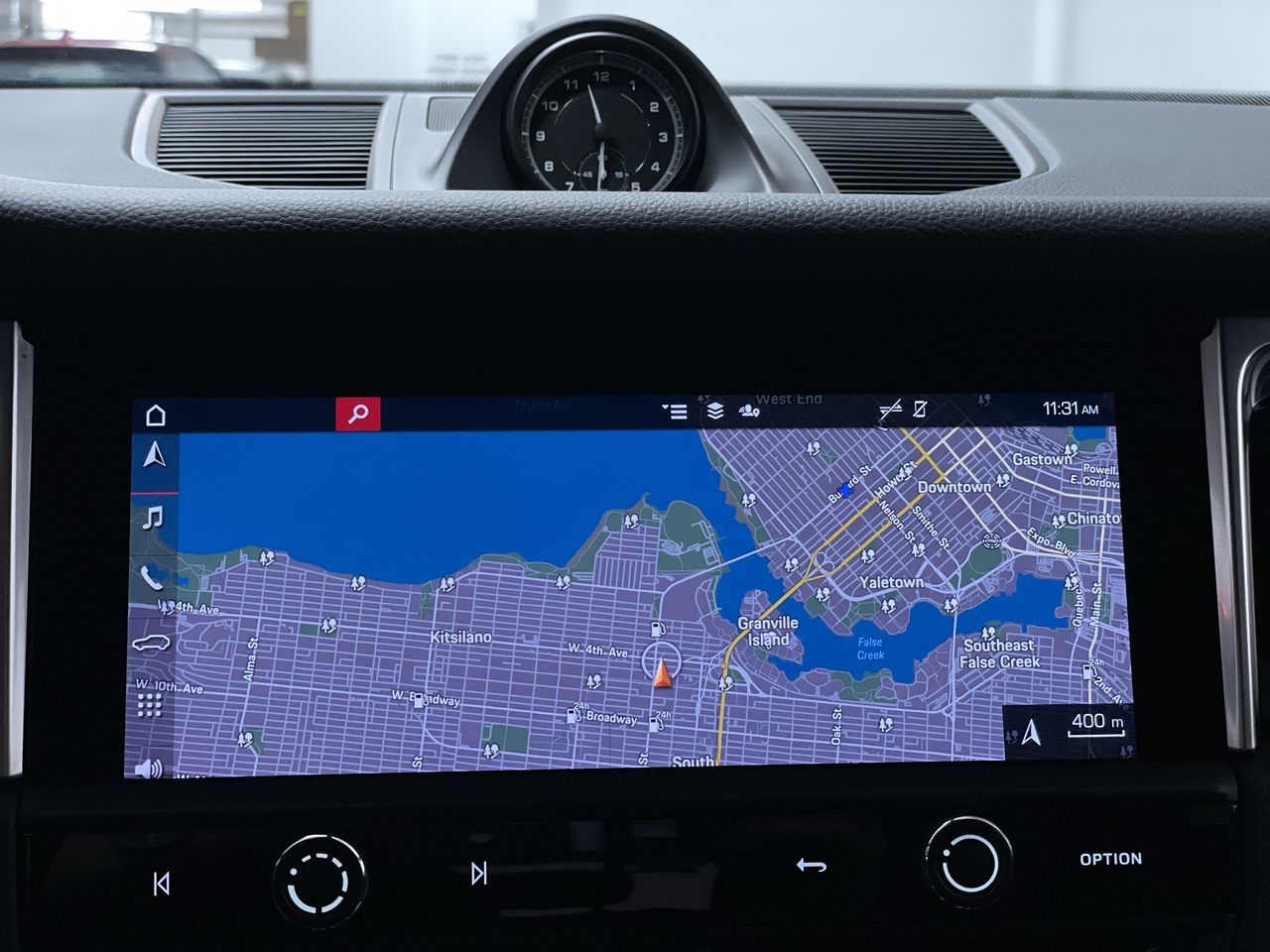 2023 Porsche Macan in Vancouver, British Columbia