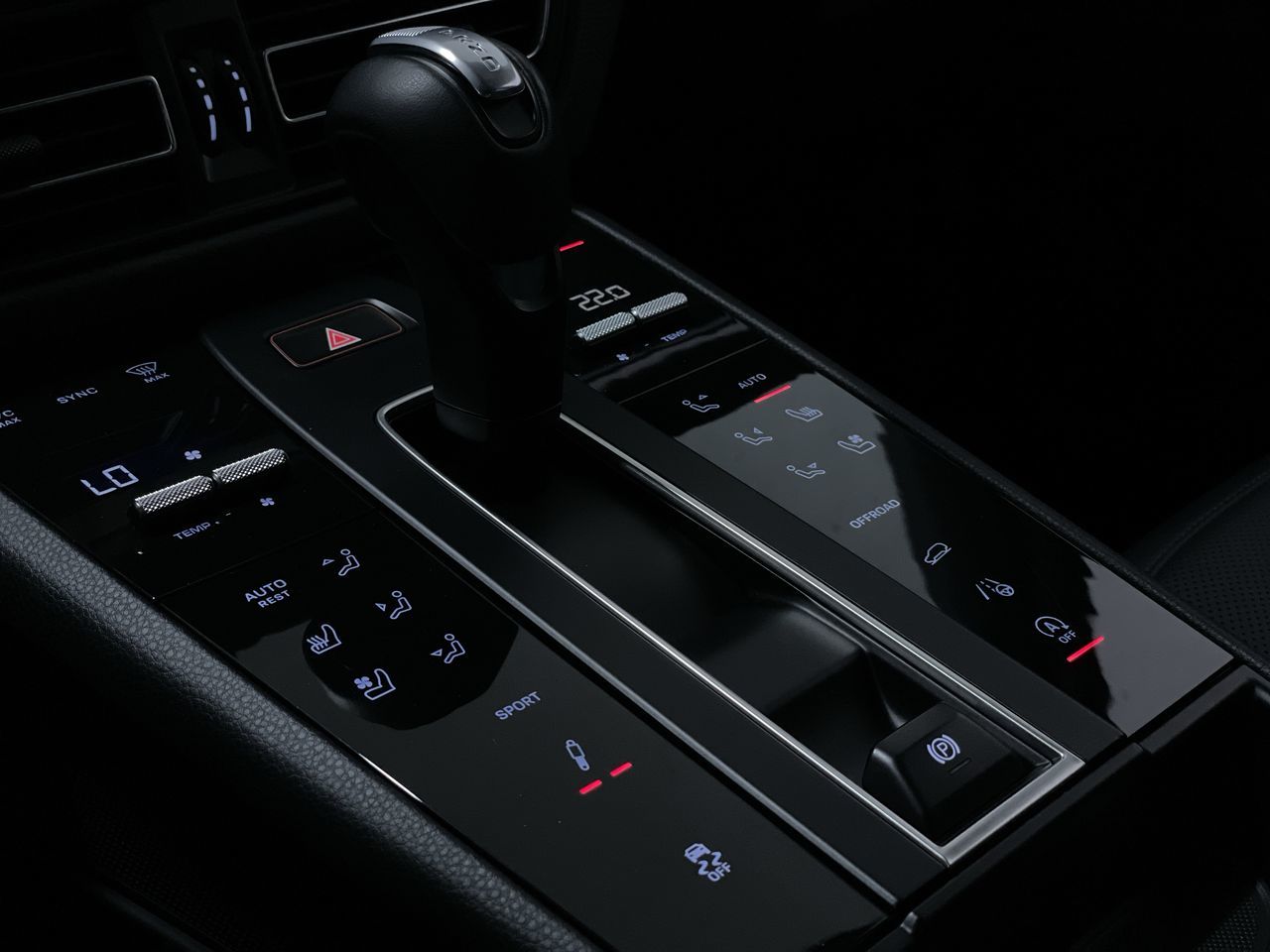 2023 Porsche Macan in Vancouver, British Columbia