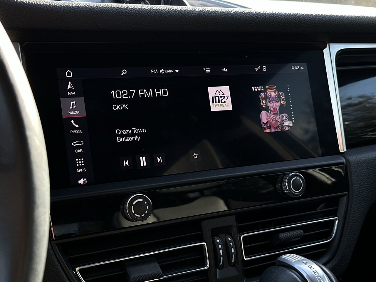 Porsche Macan  2023 à Vancouver, Colombie-Britannique