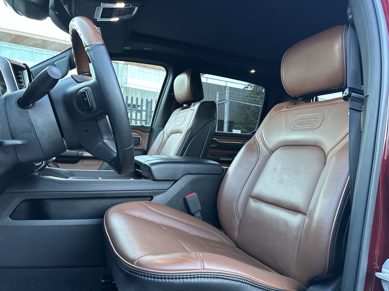 Ram RAM 1500 Crew Cab 4x4 (DT)  2019 à Vancouver, Colombie-Britannique