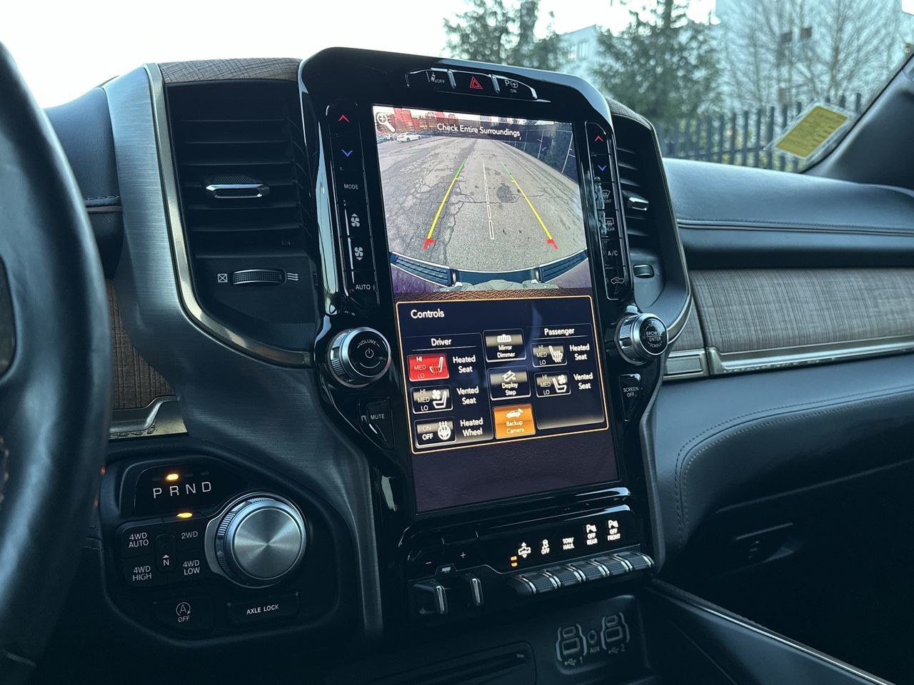 Ram RAM 1500 Crew Cab 4x4 (DT)  2019 à Vancouver, Colombie-Britannique