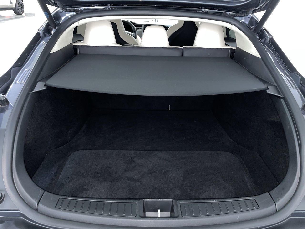 Tesla Model S  2018 à Vancouver, Colombie-Britannique