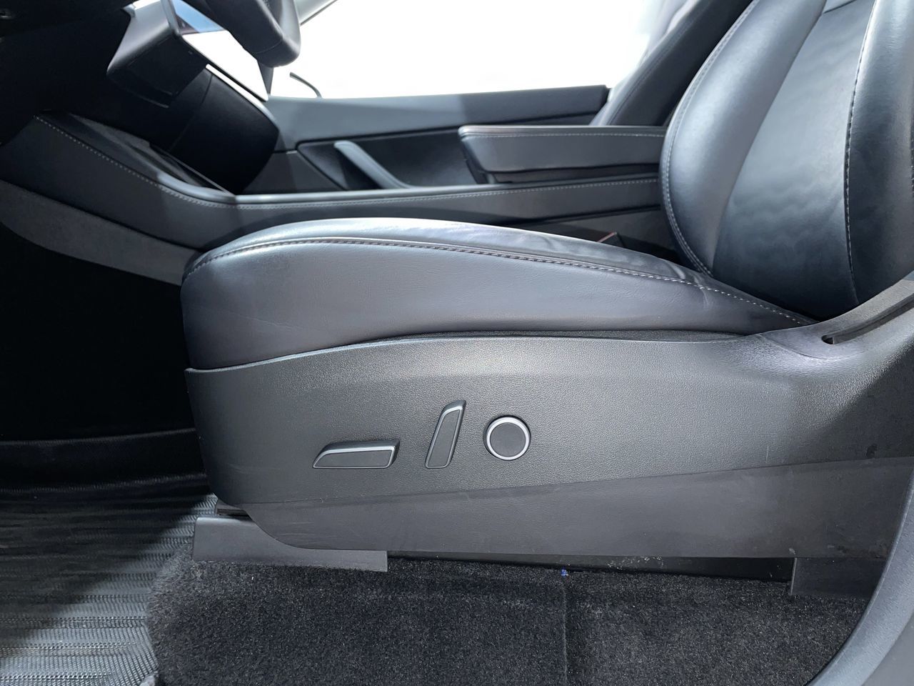 Tesla Model Y  2022 à Vancouver, Colombie-Britannique