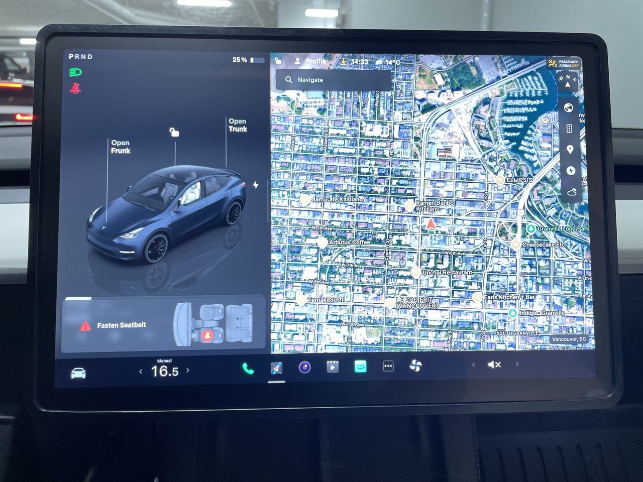 Tesla Model Y  2024 à Vancouver, Colombie-Britannique