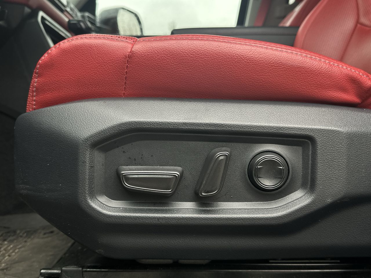 Toyota Tundra 4X4  2023 à Vancouver, Colombie-Britannique