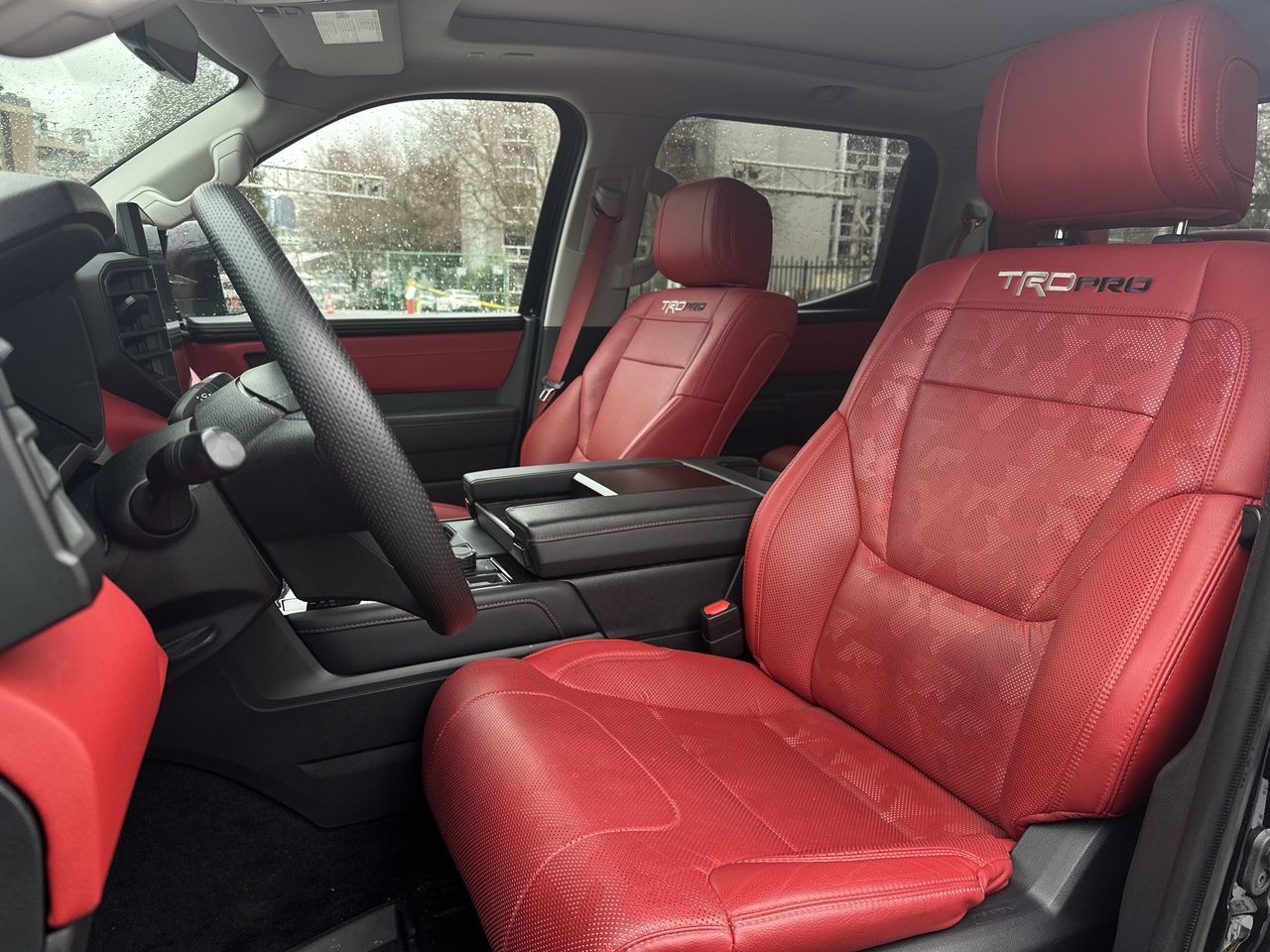 Toyota Tundra 4X4  2023 à Vancouver, Colombie-Britannique