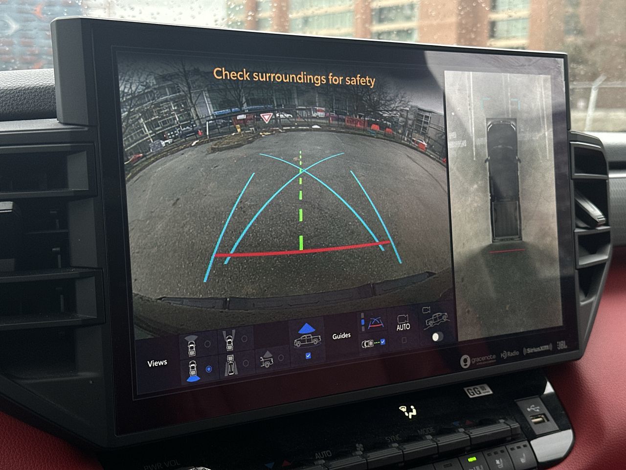 Toyota Tundra 4X4  2023 à Vancouver, Colombie-Britannique