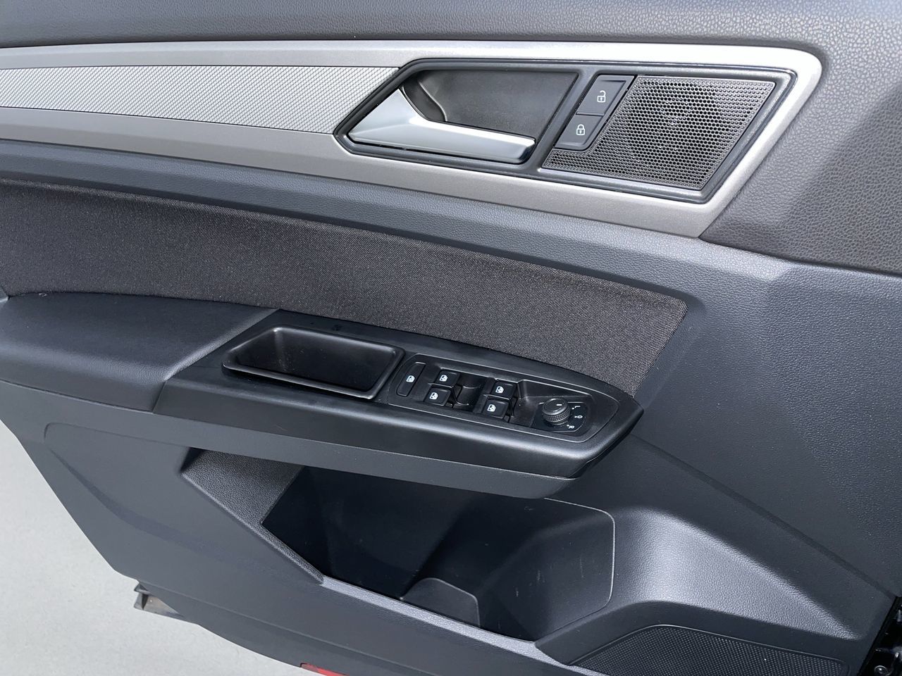 Volkswagen Atlas Cross Sport  2020 à Vancouver, Colombie-Britannique