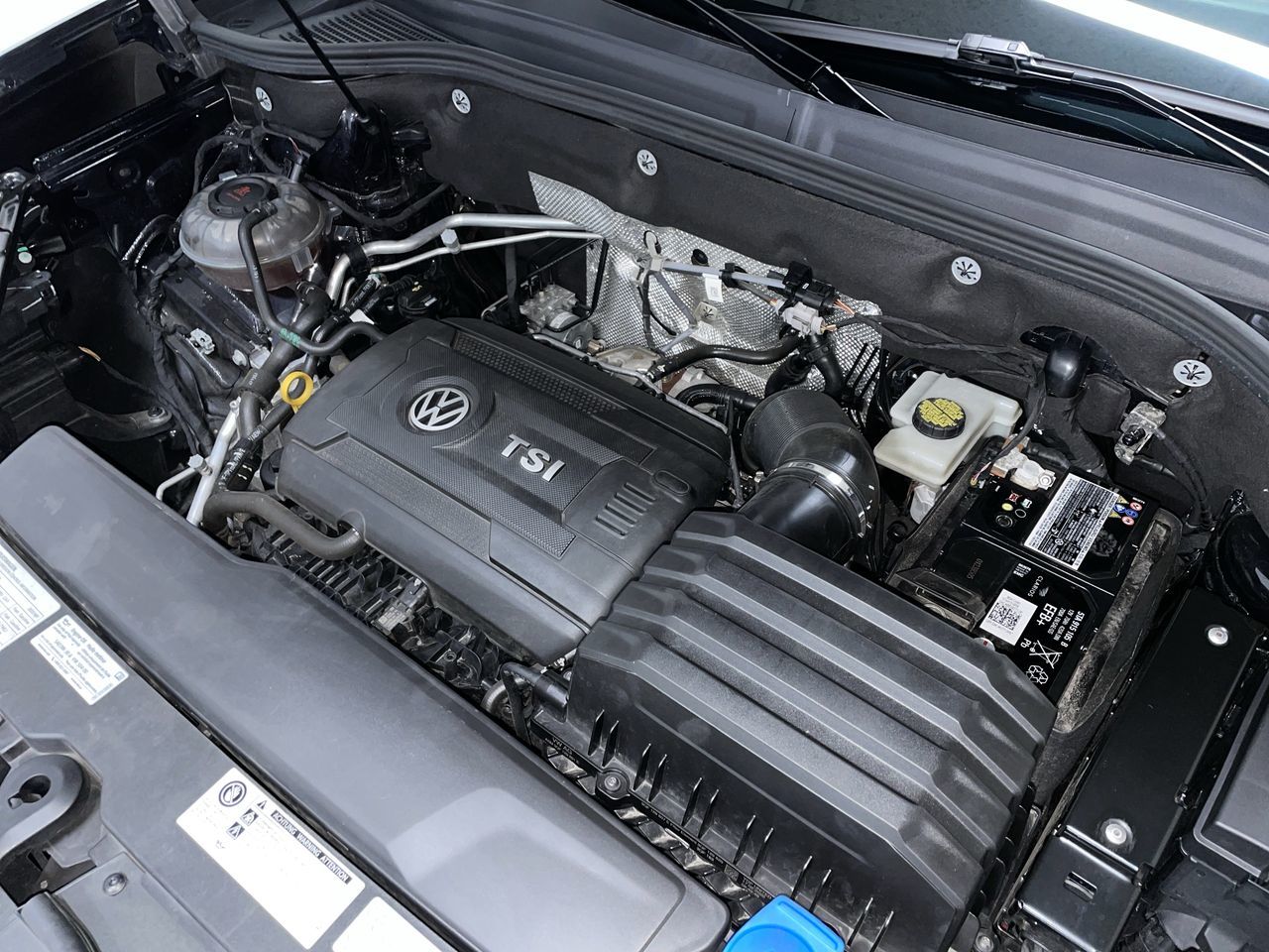 Volkswagen Atlas Cross Sport  2020 à Vancouver, Colombie-Britannique