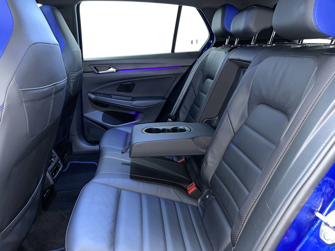 Volkswagen Golf R  2024 à Vancouver, Colombie-Britannique