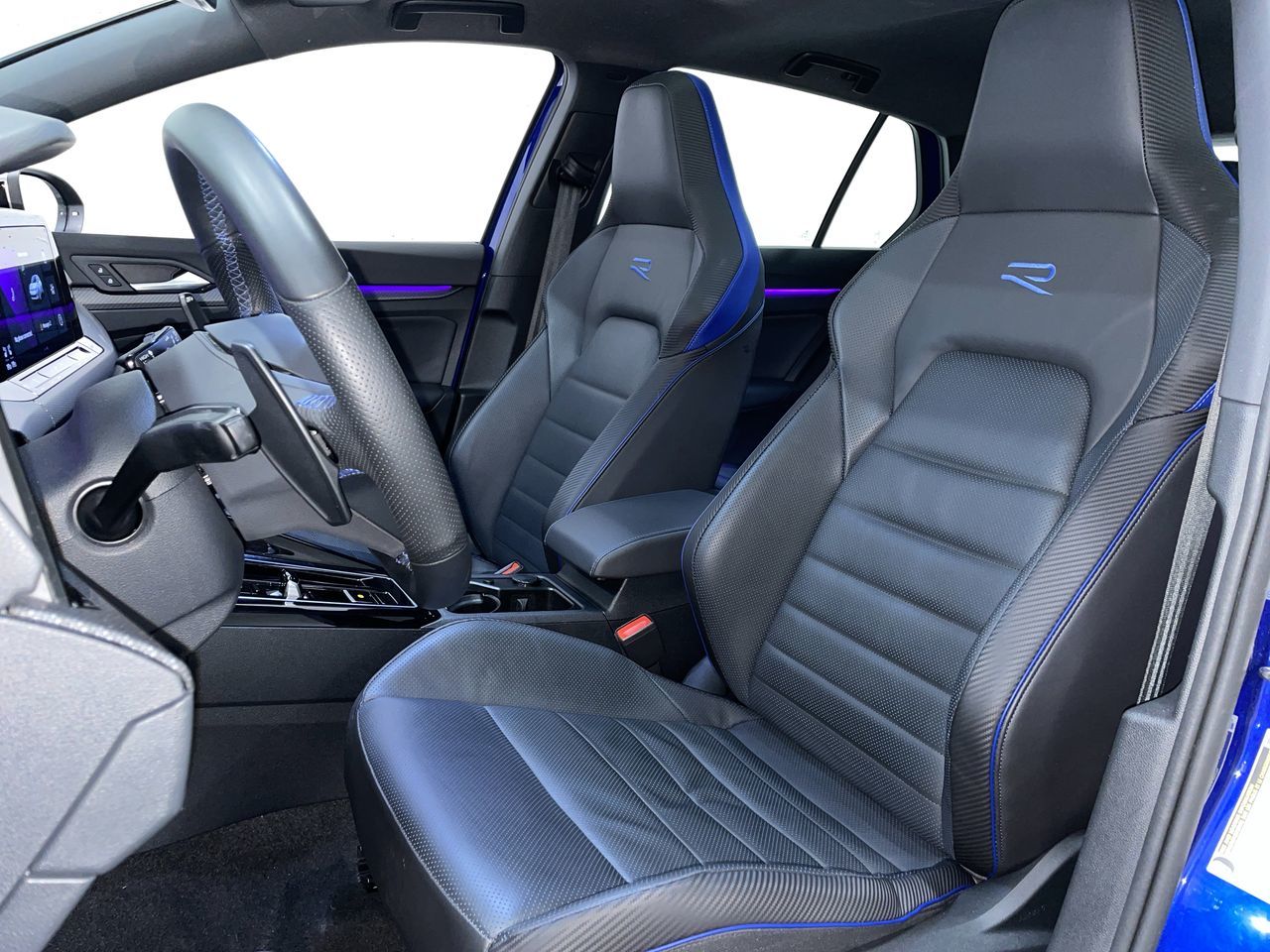 Volkswagen Golf R  2024 à Vancouver, Colombie-Britannique