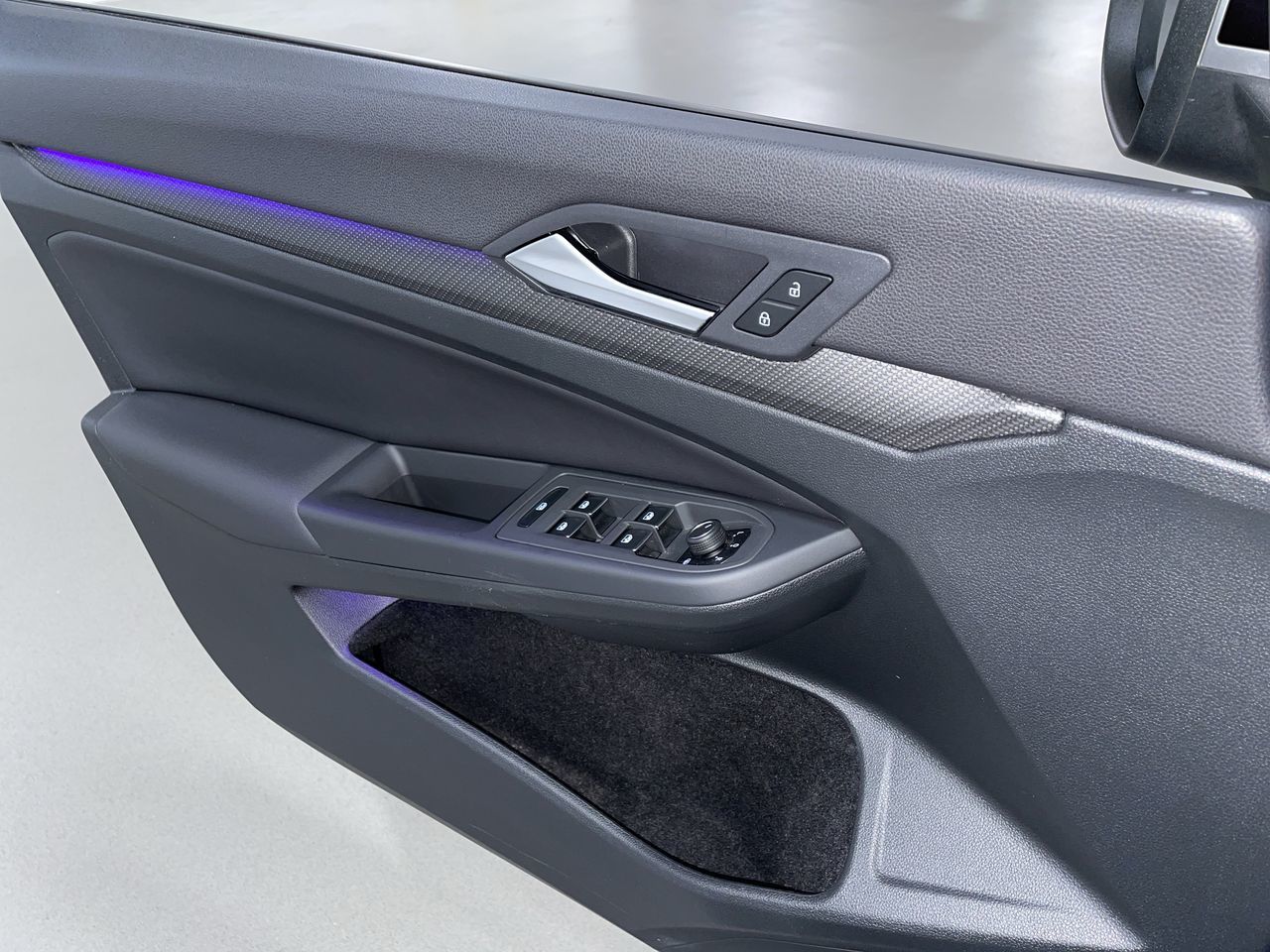 Volkswagen Golf R  2024 à Vancouver, Colombie-Britannique