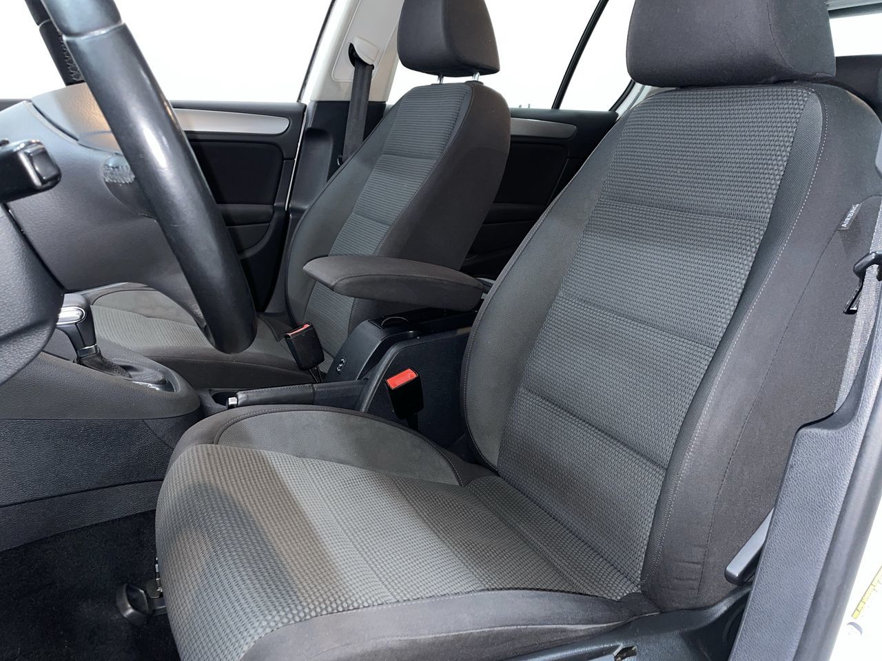 Volkswagen Golf  2011 à Vancouver, Colombie-Britannique