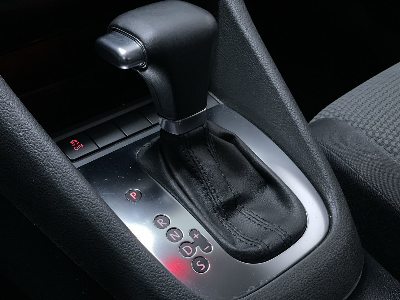 Volkswagen Golf  2011 à Vancouver, Colombie-Britannique