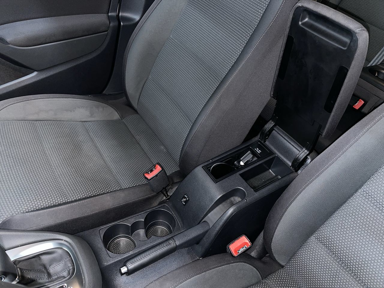 Volkswagen Golf  2011 à Vancouver, Colombie-Britannique