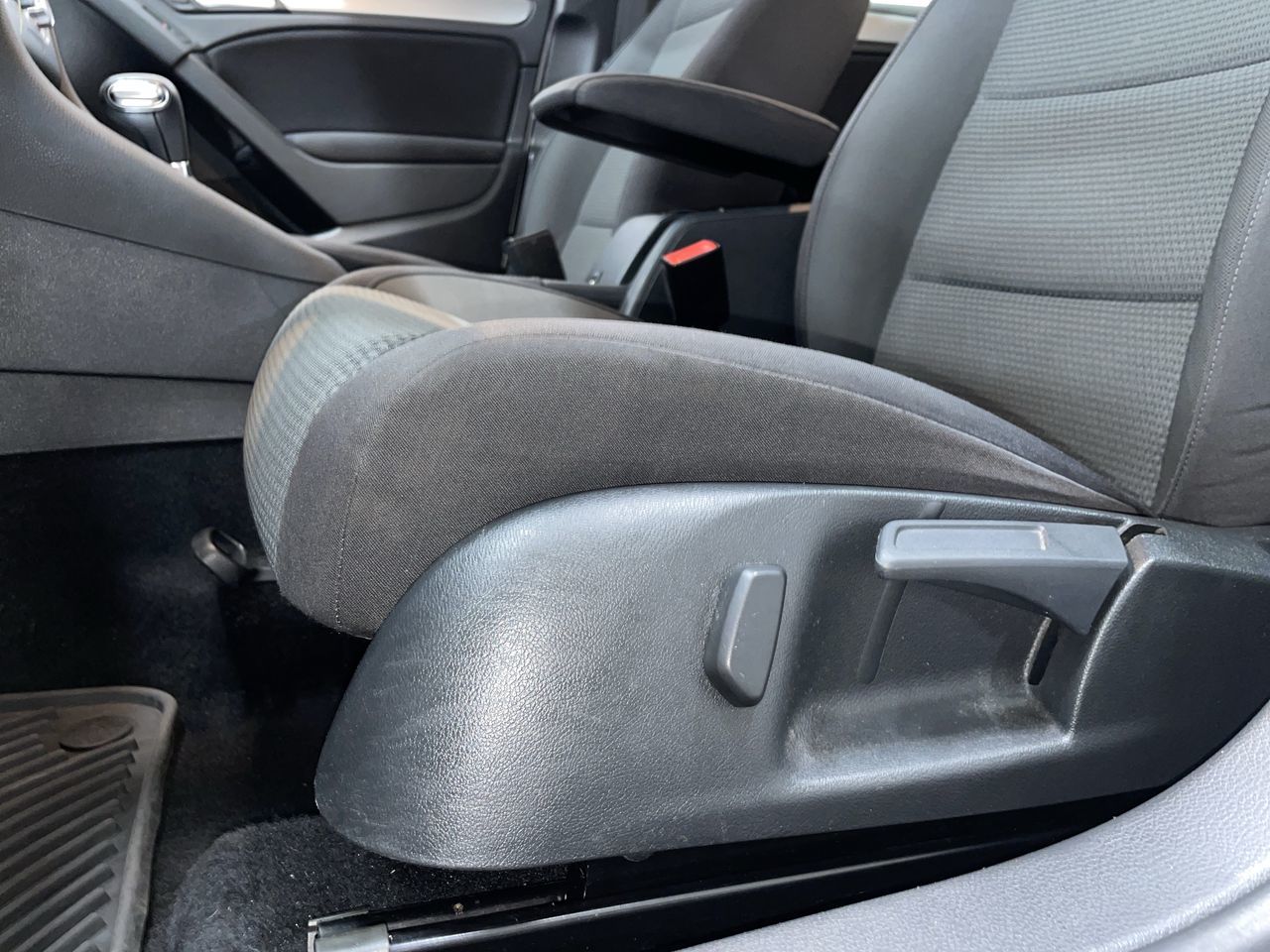 Volkswagen Golf  2011 à Vancouver, Colombie-Britannique