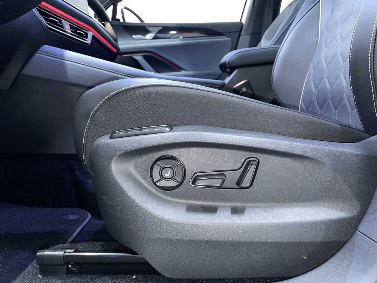 2025 Volkswagen Tiguan in Vancouver, British Columbia
