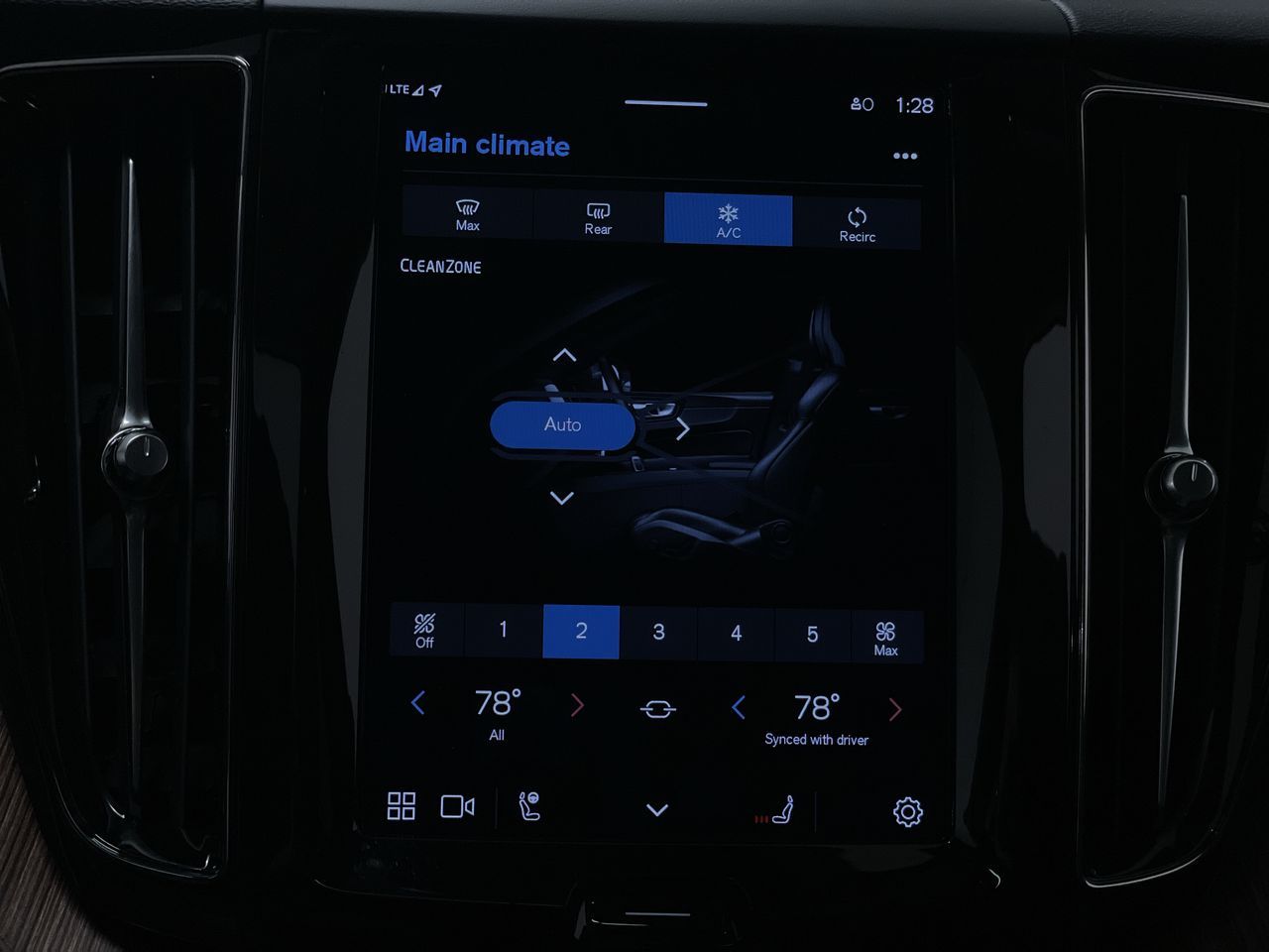 2023 Volvo XC60 in Vancouver, British Columbia
