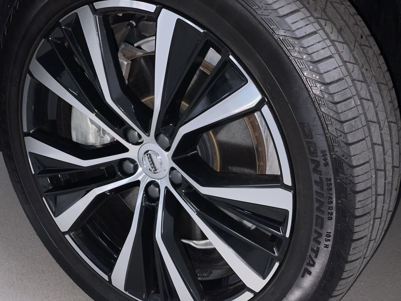 2023 Volvo XC60 in Vancouver, British Columbia