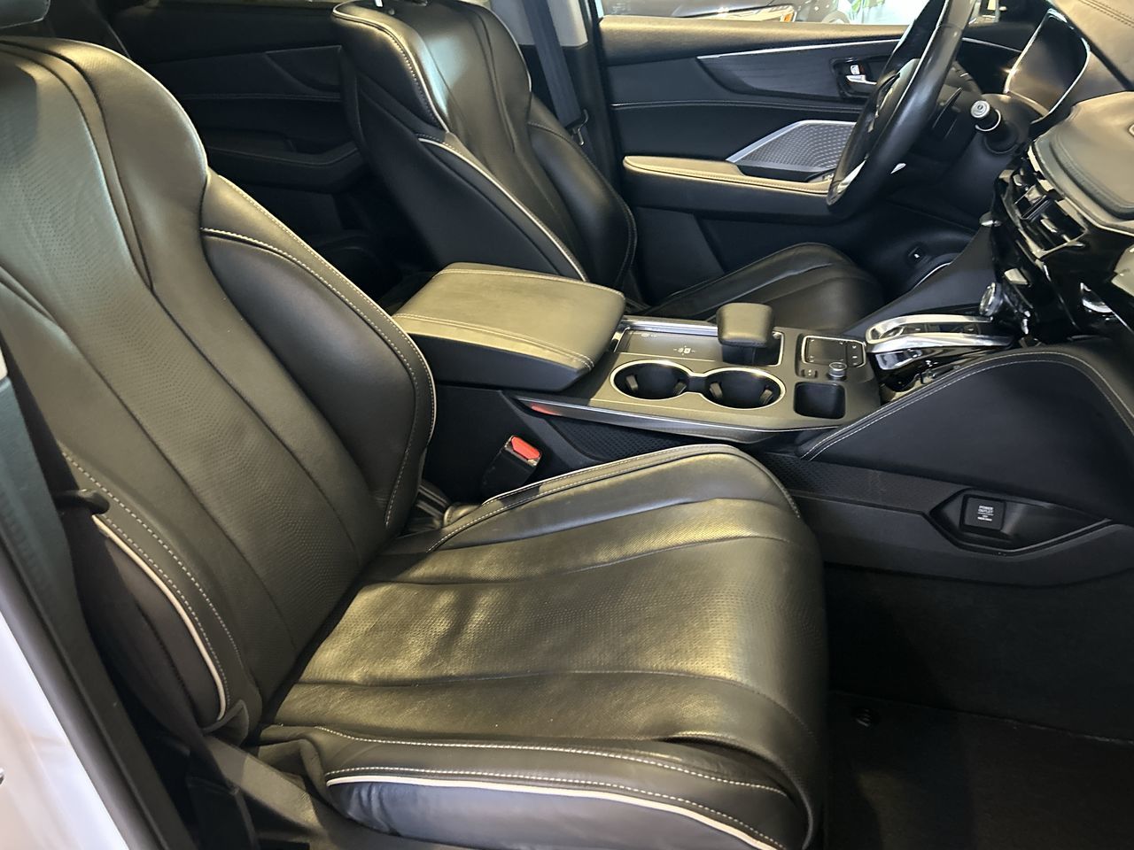 2022 Acura MDX in Toronto, Ontario