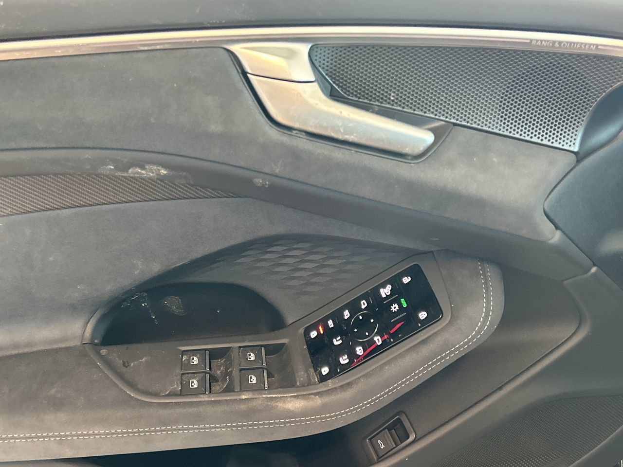 Audi A6 Cluster 6  2026 à Toronto, Ontario