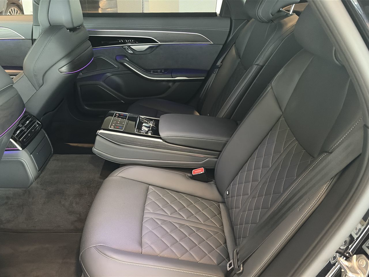 Audi A8  2025 à Toronto, Ontario