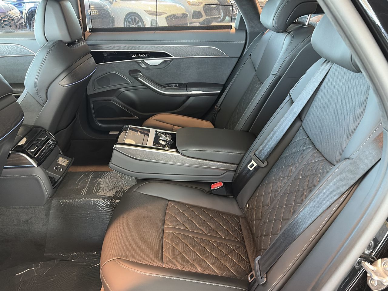 Audi A8  2027 à Toronto, Ontario