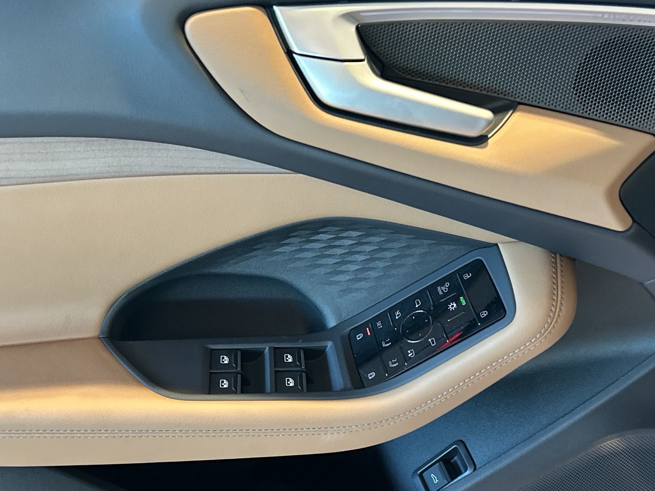 Audi All-New A5  2025 à Toronto, Ontario