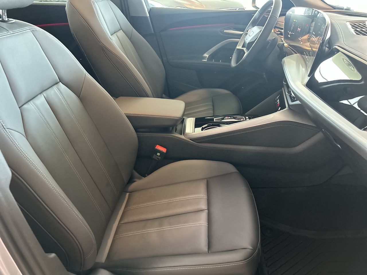 Audi All-New Q5  2025 à Toronto, Ontario