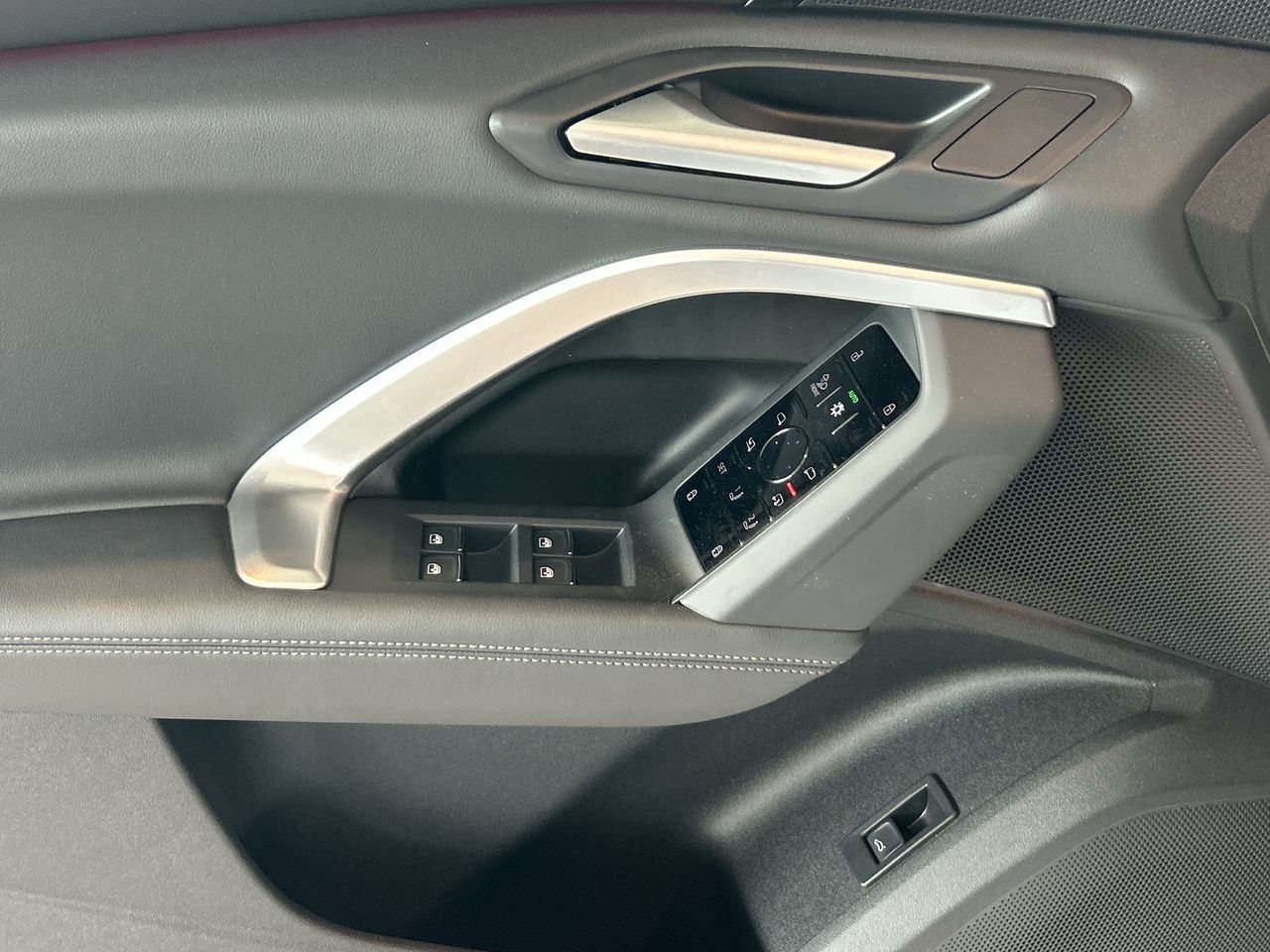 Audi All-New Q5  2025 à Toronto, Ontario